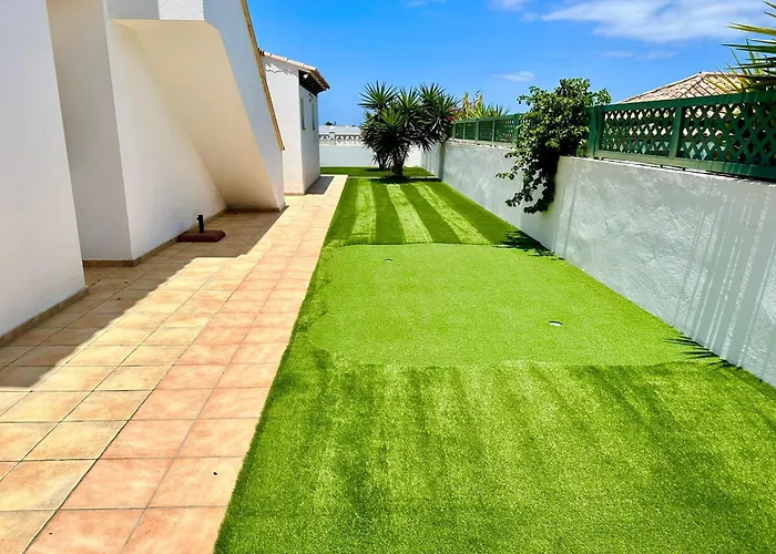 Stunning Villa Amanecer